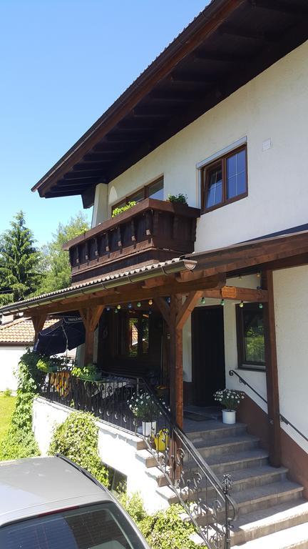 Pension Lischenhof Ehrwald Exterior foto